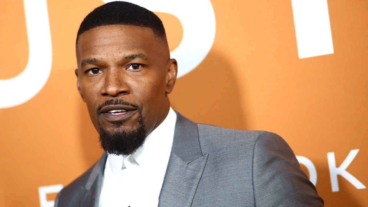 Tài tử Jamie Foxx dính bê bối tấn công tình dục - Ảnh 1.