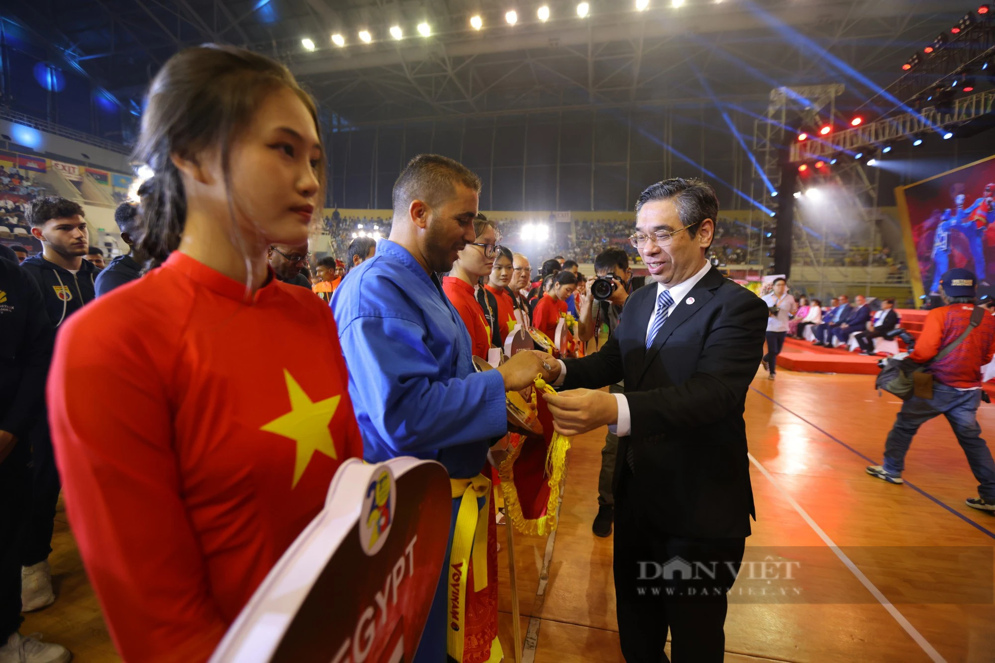 Chủ tịch UBND TP.HCM, Phan Văn Mãi: &quot;Vovinam là sứ giả văn hóa kết nối cộng đồng quốc tế trên tinh thần thượng võ&quot; - Ảnh 6.