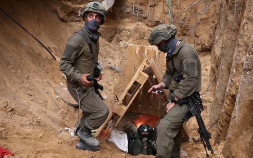 Máy bay Israel tiêu diệt chỉ huy hải quân sừng sỏ của Hamas