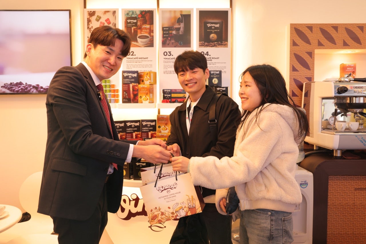 Vinacafé chinh phục khẩu vị người Hàn Quốc tại Seoul Cafe Show - Ảnh 2.