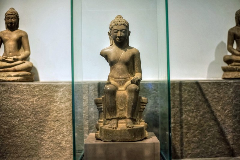 Phát lộ kiến trúc đền tháp, giếng, tượng cổ tại di tích khảo cổ ở An Giang, đề cử Di sản văn hóa thế giới - Ảnh 2.