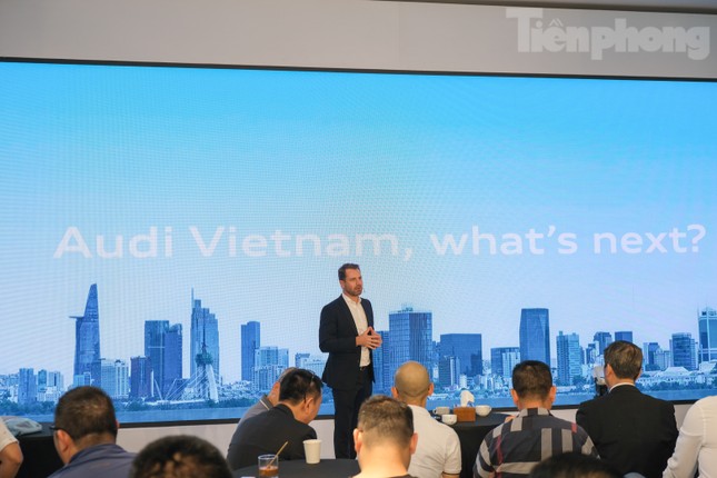 Nhiều hãng xe sang muốn thúc đẩy ô tô điện tại Việt Nam - Ảnh 2.