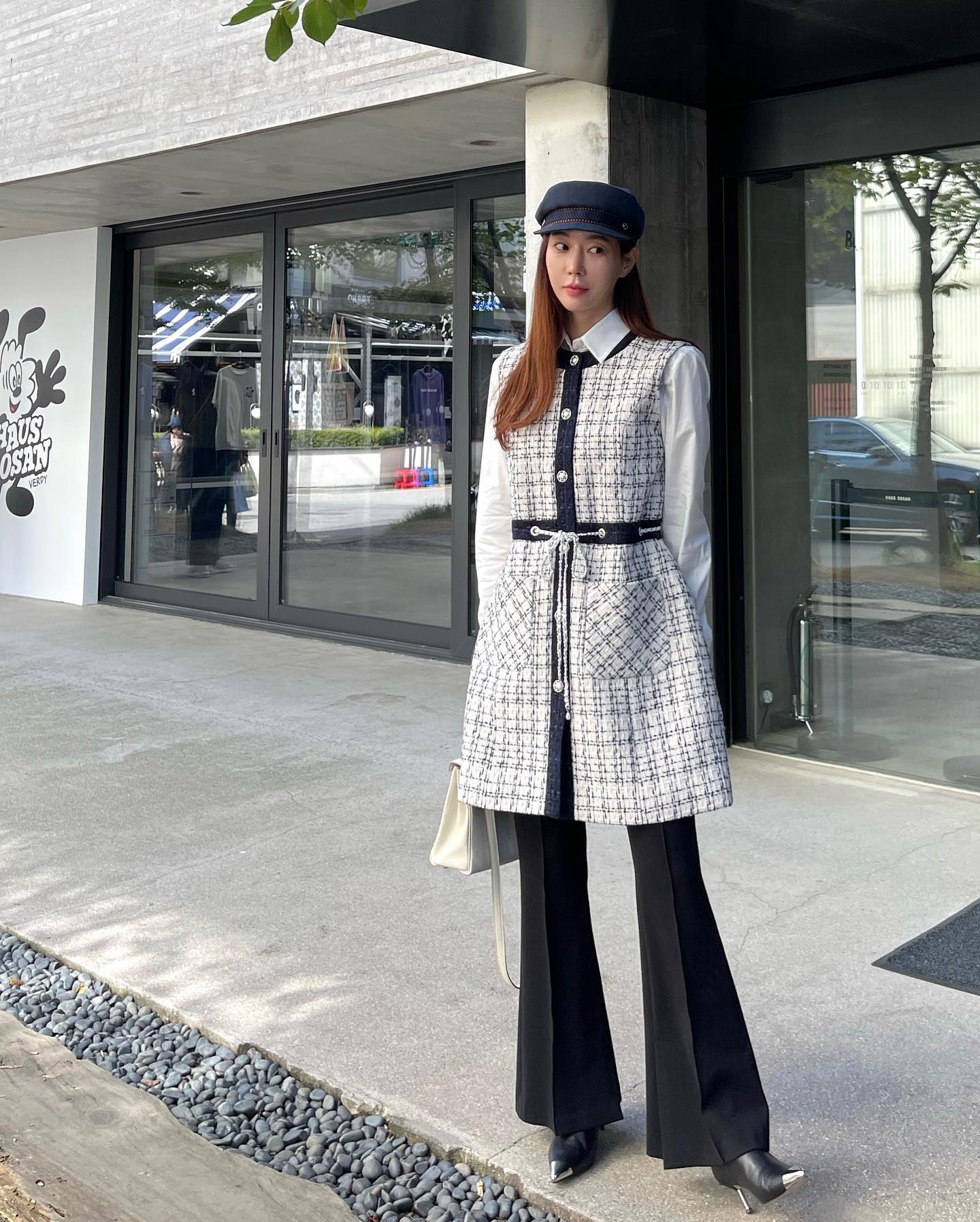 Fashion blogger người Hàn gợi ý 10 cách diện đồ vải tweed trẻ trung - Ảnh 7.