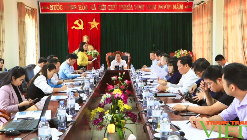 Phó Chủ tịch UBND tỉnh Lai Châu Tống Thanh Hải: Đẩy mạnh đưa chính sách BHXH, BHYT, BHTN đến với người dân - Ảnh 1.