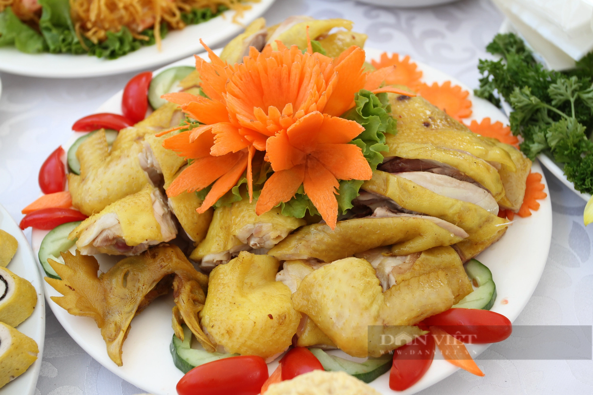 Thái Nguyên: Mãn nhãn với hàng trăm món ẩm thực độc đáo chế biến từ gà đồi Phú Bình - Ảnh 4.