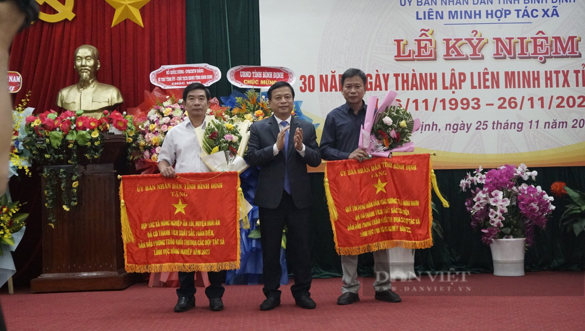 Chủ tịch Liên minh HTX Việt Nam: 'Phải bỏ tư duy nhìn HTX là người nông dân nghèo khó' - Ảnh 1.