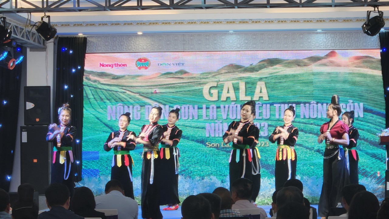 Trực tiếp: Gala &quot;Nông dân Sơn La với tiêu thụ nông sản&quot;  - Ảnh 2.