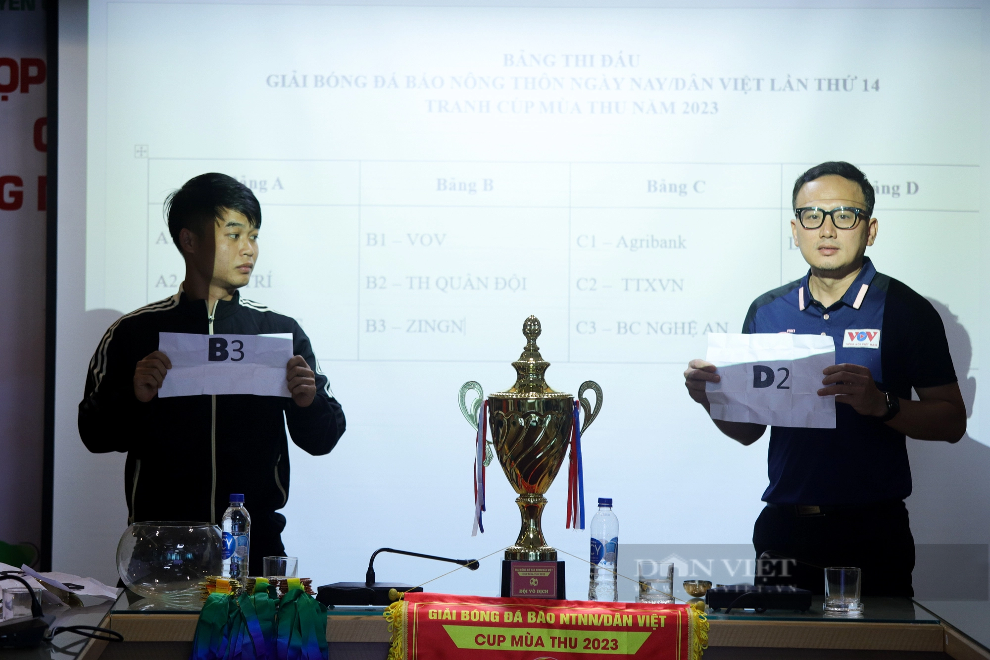 Họp báo và bốc thăm chia bảng Giải bóng đá Báo Nông thôn Ngày nay/Dân Việt - Ảnh 6.