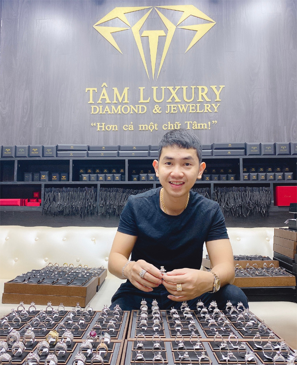 Trần Lê Văn Tâm: Từ niềm đam mê kim cương tới việc xây dựng Công ty TNHH Tâm Luxury - Ảnh 2.