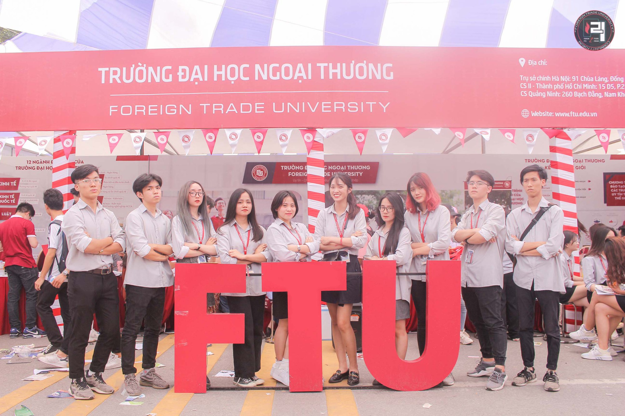 Các trường đại học nói gì trước xu hướng ưu tiên thí sinh có chứng chỉ IELTS? - Ảnh 3.