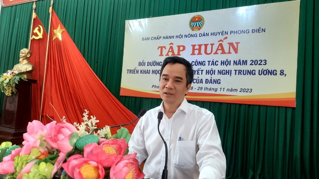 Nâng cao kỹ năng cho hàng trăm cán bộ Hội Nông dân cơ sở ở Thừa Thiên Huế  - Ảnh 1.