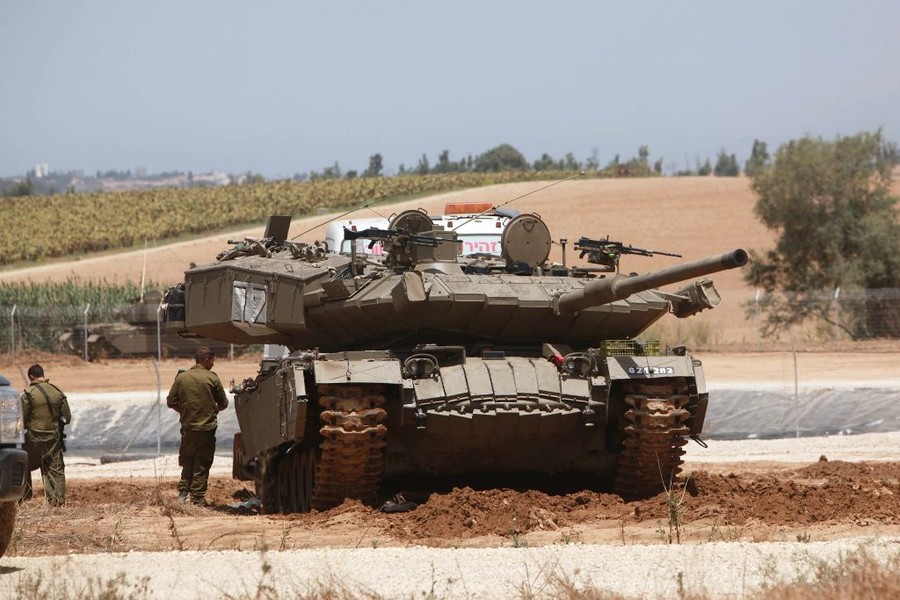 Cận cảnh xe tăng tên lửa Pereh &quot;độc nhất vô nhị&quot; của Israel tấn công dữ dội Hamas - Ảnh 10.
