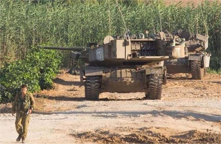 Cận cảnh xe tăng tên lửa Pereh &quot;độc nhất vô nhị&quot; của Israel tấn công dữ dội Hamas - Ảnh 5.