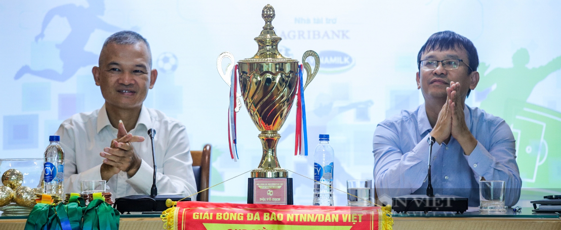  Giải bóng đá Báo NTNN/Dân Việt lần thứ 14 - Tranh cúp Mùa Thu năm 2023: Hứa hẹn thành công về mọi mặt - Ảnh 3.