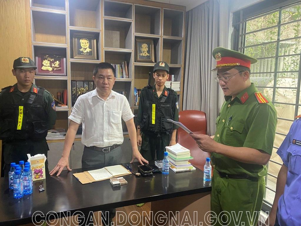 Chủ tịch LDG Nguyễn Khánh Hưng bị bắt với cáo buộc lừa dối khách hàng - Ảnh 1.