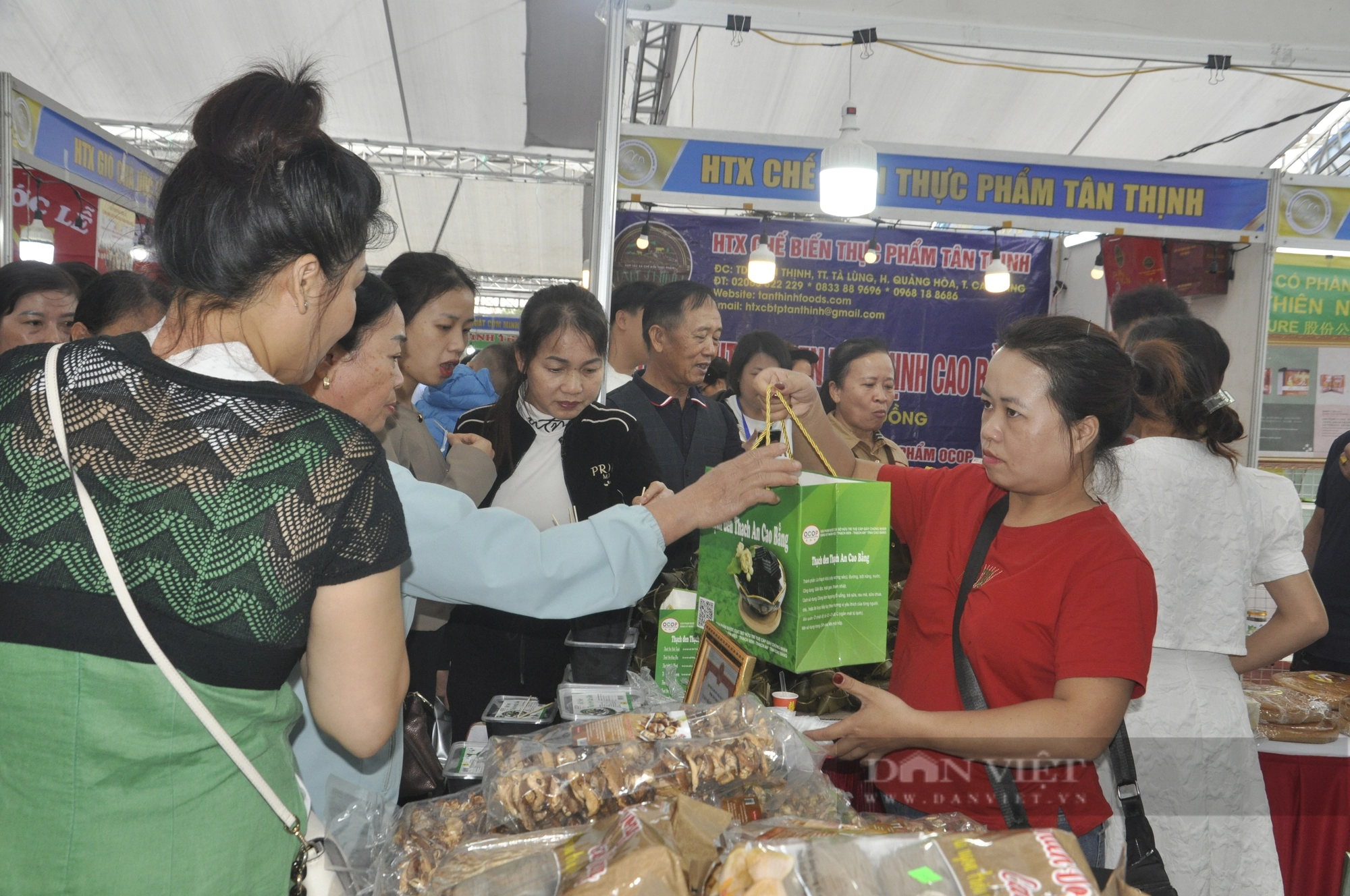 Hơn 2000 sản phẩm OCOP, sản phẩm đặc trưng tham gia Hội chợ Thương mại, Du lịch quốc tế Việt - Trung  - Ảnh 5.
