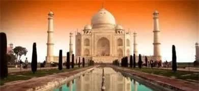 Hoàng hậu xinh đẹp nhất Ấn Độ cổ đại: Được xây lăng mộ xa hoa nhất thế giới - Ảnh 1.