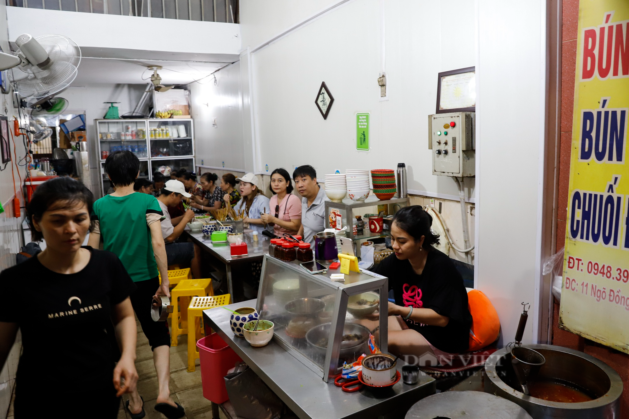 Cầm 100.000 đồng khám phá &quot;food tour&quot; tại khu chợ sầm uất nhất Hà Nội - Ảnh 9.