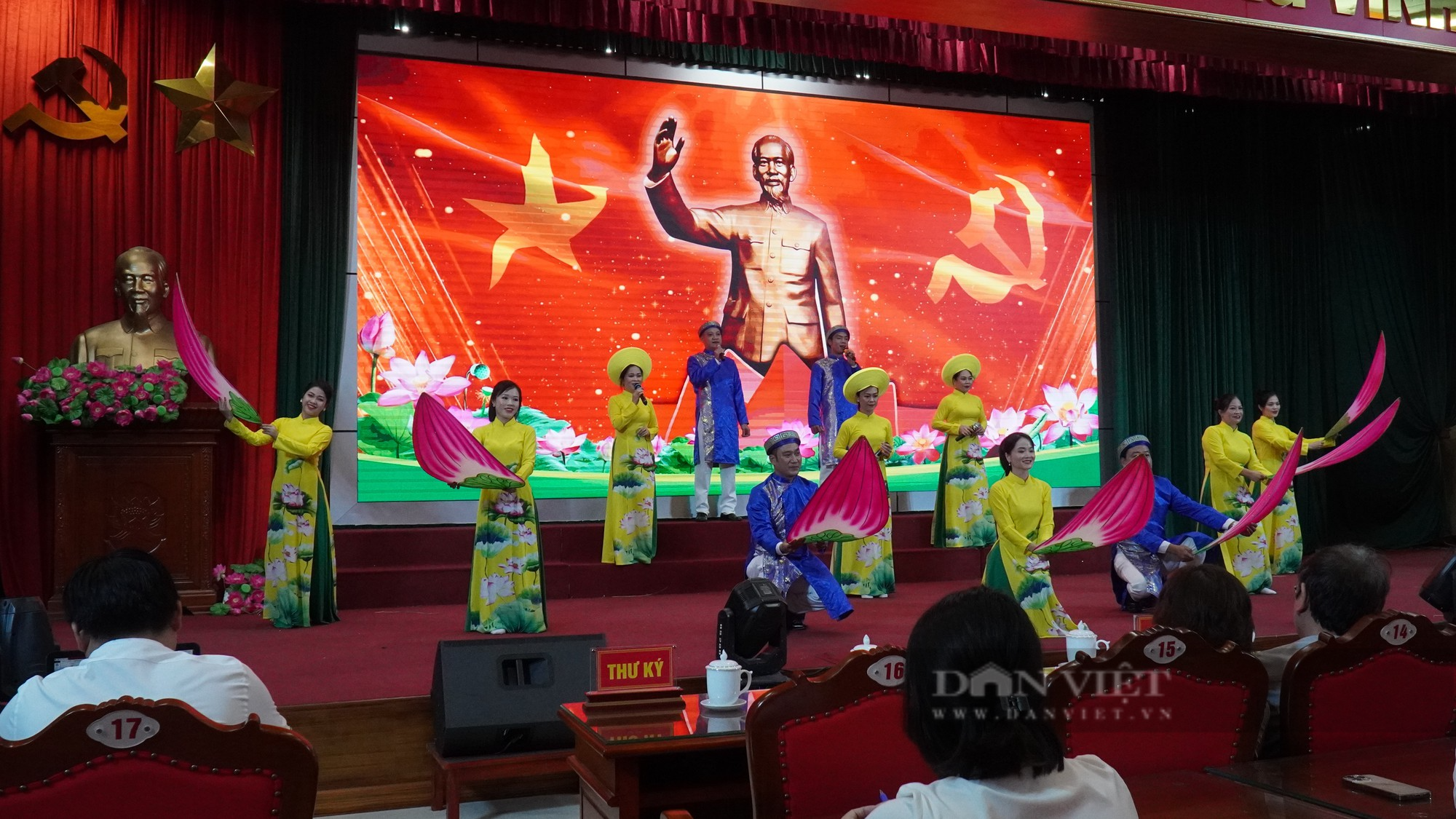 Hội Nông dân tỉnh Bắc Ninh tổ chức liên hoan &quot;Tiếng hát đồng quê&quot; năm 2023 - Ảnh 3.