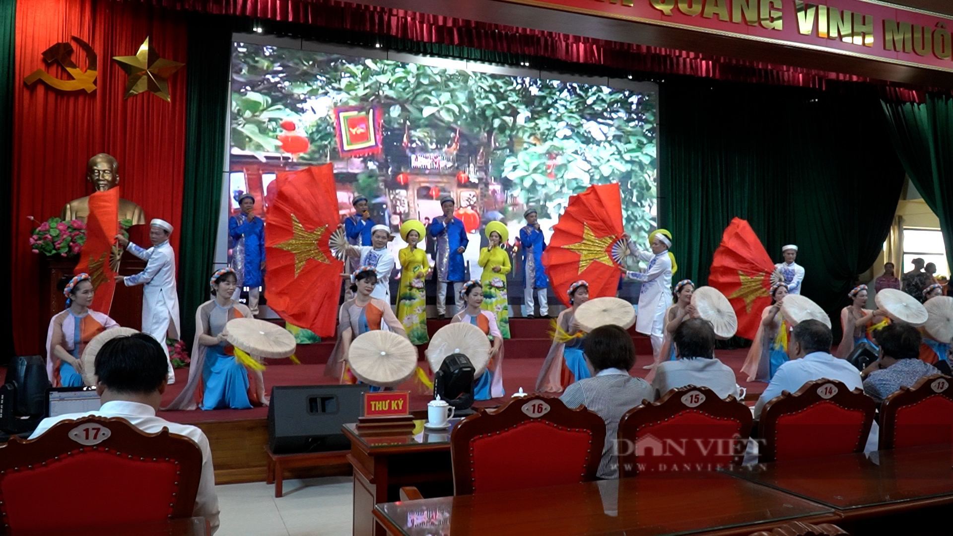 Hội Nông dân tỉnh Bắc Ninh tổ chức liên hoan &quot;Tiếng hát đồng quê&quot; năm 2023 - Ảnh 7.