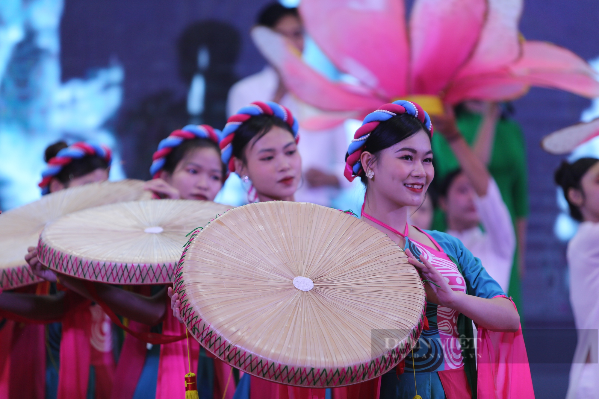 Hội Nông dân tỉnh Bắc Ninh tổ chức liên hoan &quot;Tiếng hát đồng quê&quot; năm 2023 - Ảnh 8.