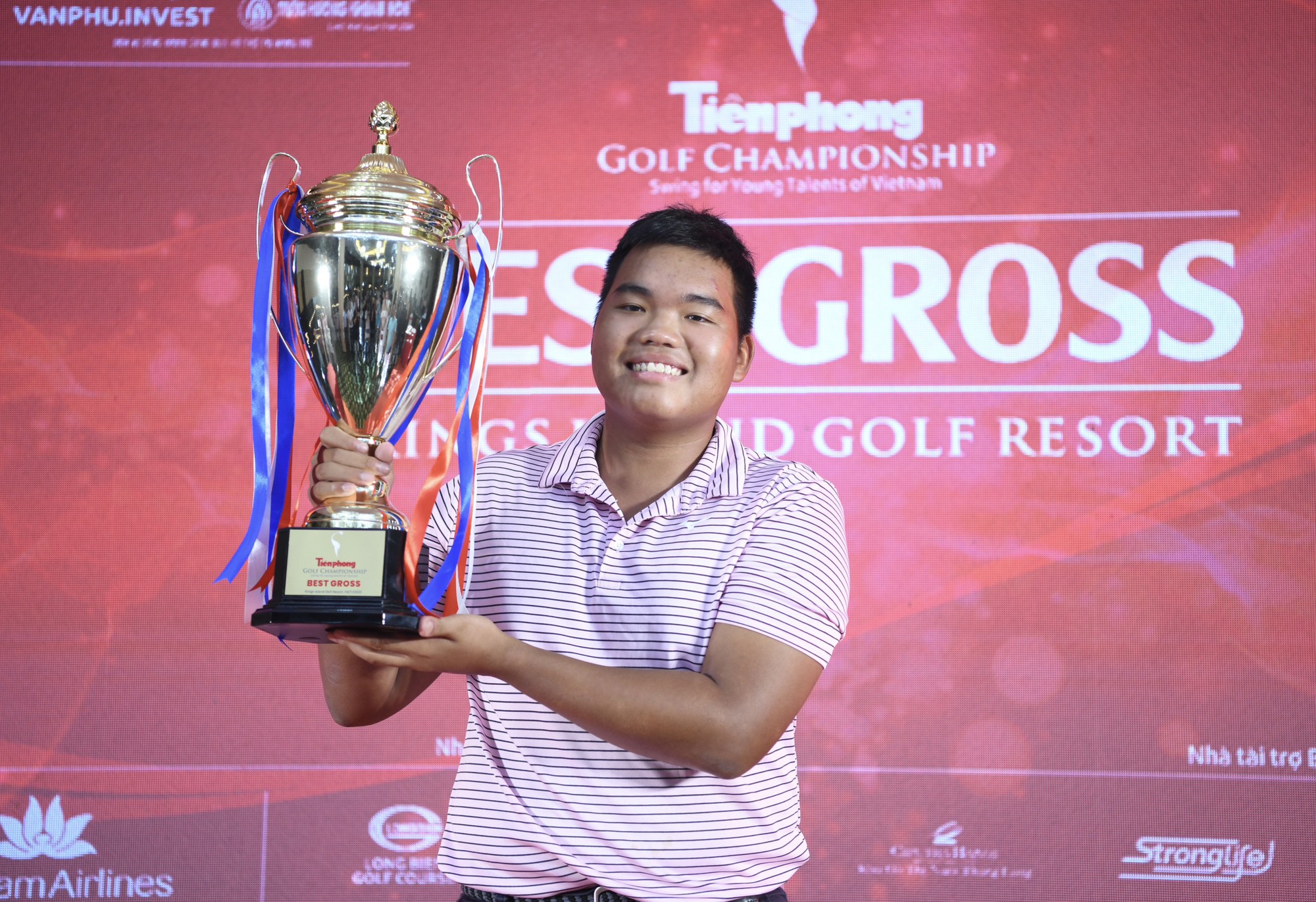Golfer 16 tuổi Nguyễn Đức Sơn vô địch Tiền Phong Golf Championship 2023 - Ảnh 3.