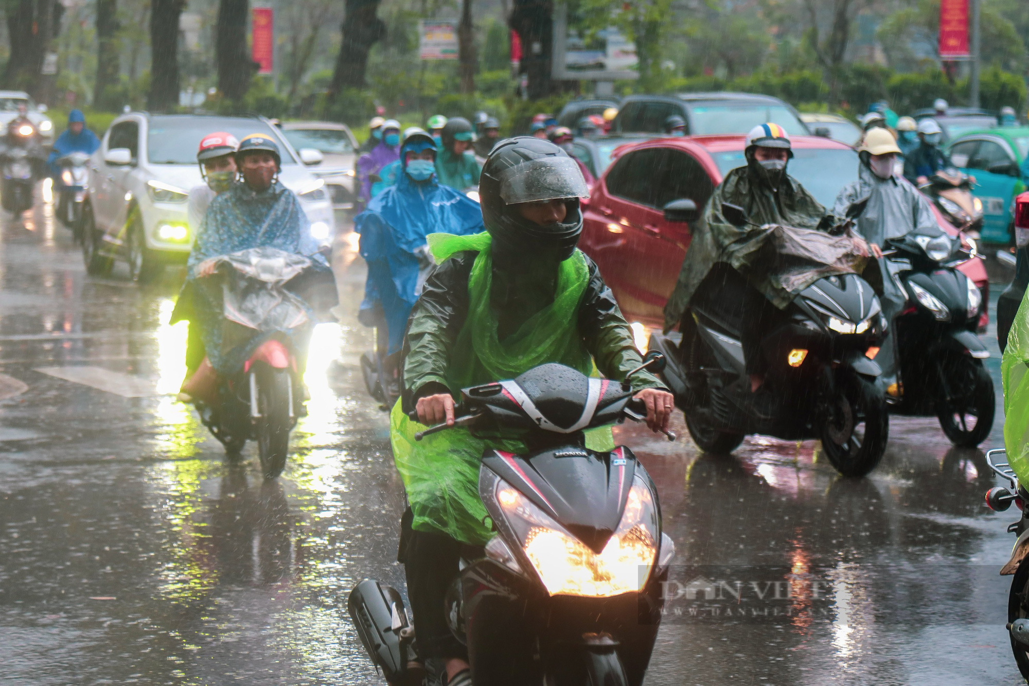 Chuyên gia dự báo: Không khí lạnh tràn xuống miền Bắc, nhiệt độ miền Bắc giảm thế nào? - Ảnh 1.