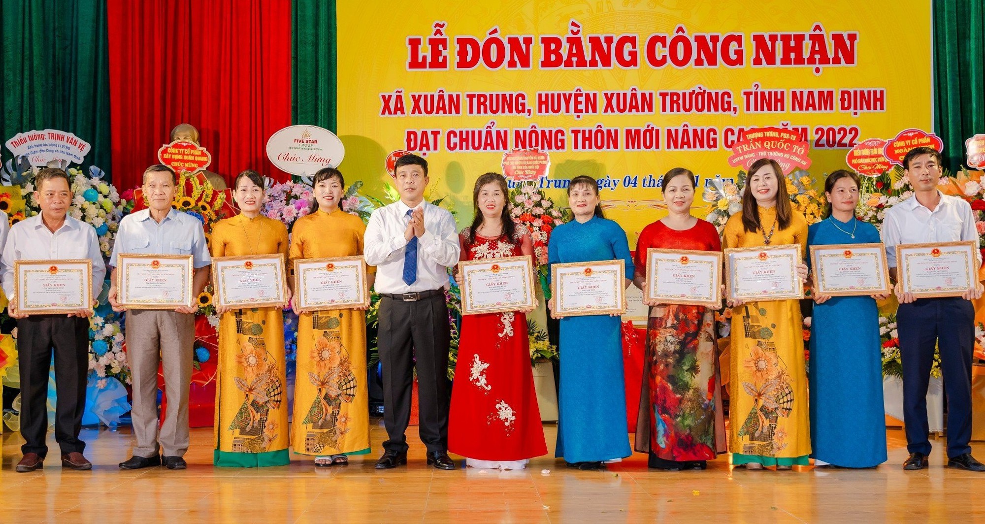 Nam Định: Xã Xuân Trung đón nhận Bằng nông thôn mới nâng cao năm 2022 - Ảnh 3.