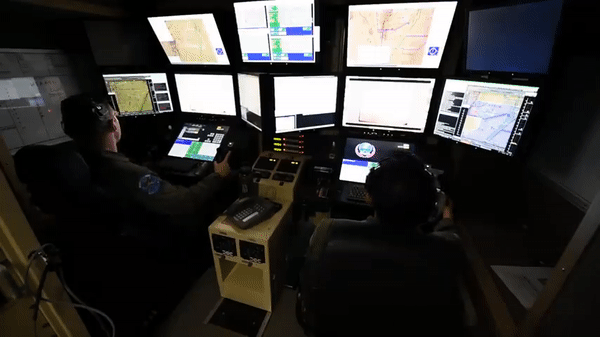 UAV sát thủ MQ-9 của Mỹ quần thảo trên Dải Gaza để làm gì? - Ảnh 27.