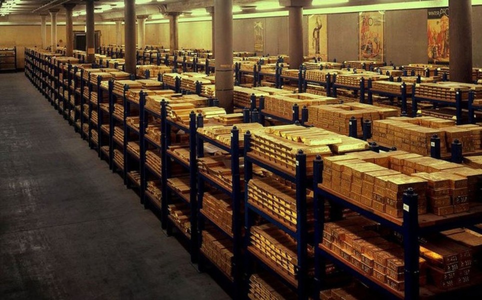 Bên trong hầm chứa vàng lớn nhất thế giới, &quot;chấp&quot; hết các loại bom đạn tấn công - Ảnh 8.