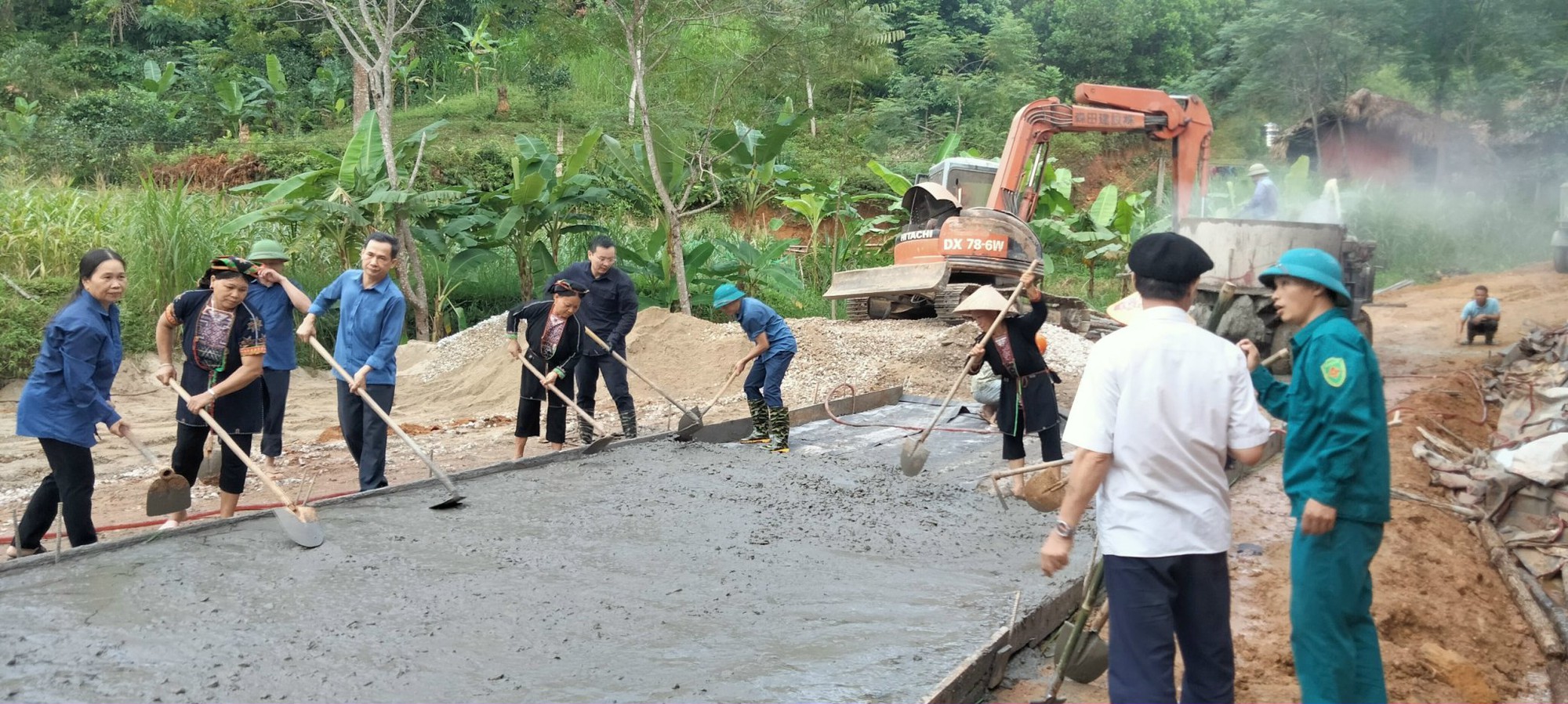 Huyện Yên Bình, tỉnh Yên Bái quyết tâm về đích Nông thôn mới trong năm 2023 - Ảnh 2.