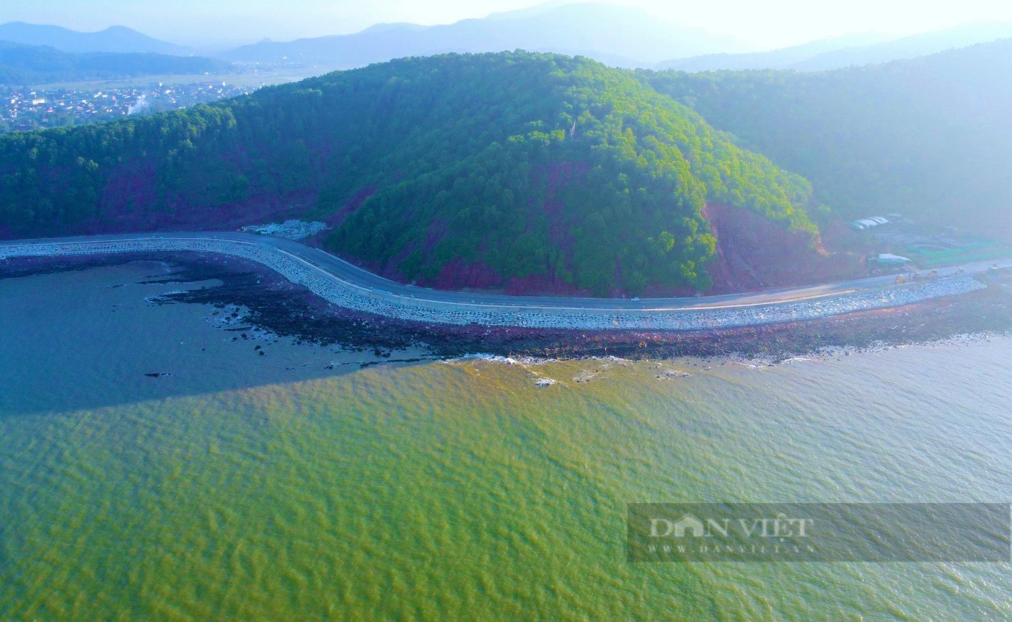Ngắm tuyến đường nghìn tỷ đẹp như phim chạy dọc ven biển ở tỉnh Nghệ An - Ảnh 6.