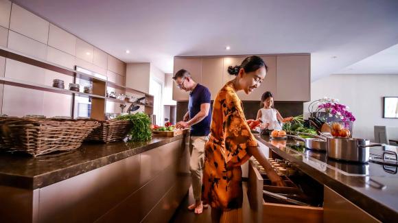 Tận mắt chiêm ngưỡng căn bếp nhà ca sĩ Đoan Trang đẹp đến từng centimet  - Ảnh 3.