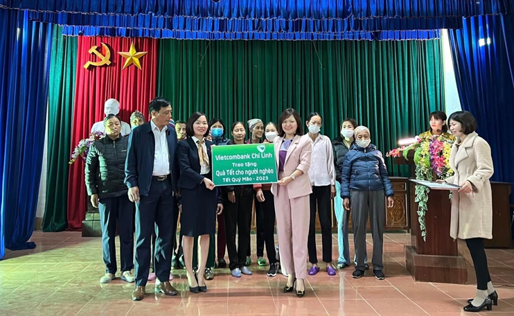 Vietcombank Chí Linh - Ngân hàng xanh, Phát triển bền vững vì cộng đồng - Ảnh 1.