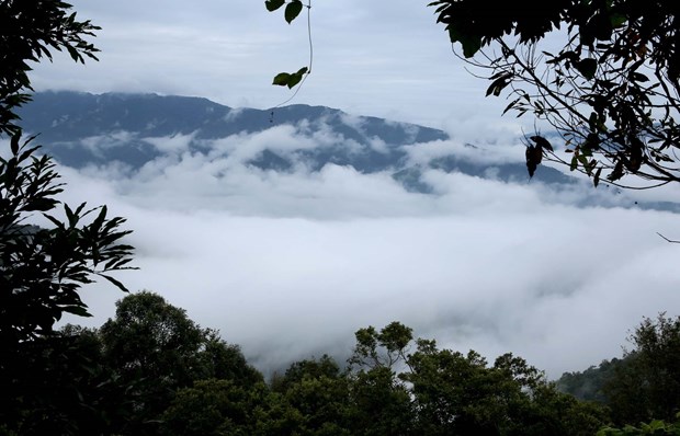 Mây trôi thung lũng cao 1.300m so với mực nước biển, bản làng đẹp như phim ở một xã của Lai Châu - Ảnh 6.