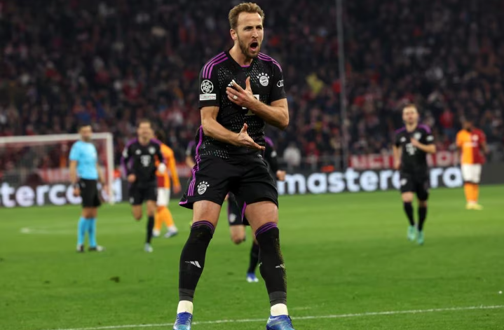 Harry Kane lập cú đúp, Bayern Munich nối dài 2 siêu kỷ lục - Ảnh 1.