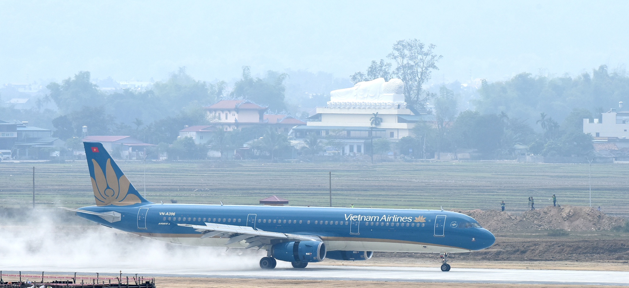 Nguyên nhân khiến các chuyến bay tới sân bay Điện Biên bị huỷ- Ảnh 1.