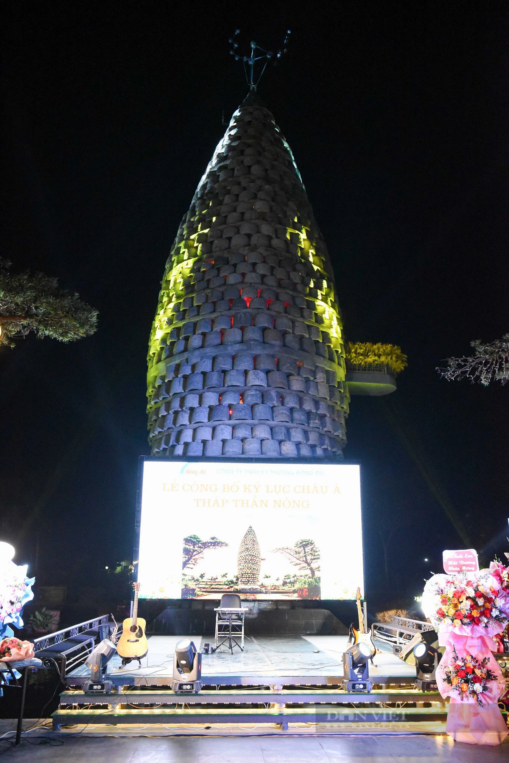 Bảo tháp Thần Nông hình hạt lúa được tạo dựng từ 1.012 chiếc cối đá ở Bắc Ninh xác lập kỷ lục Châu Á - Ảnh 3.