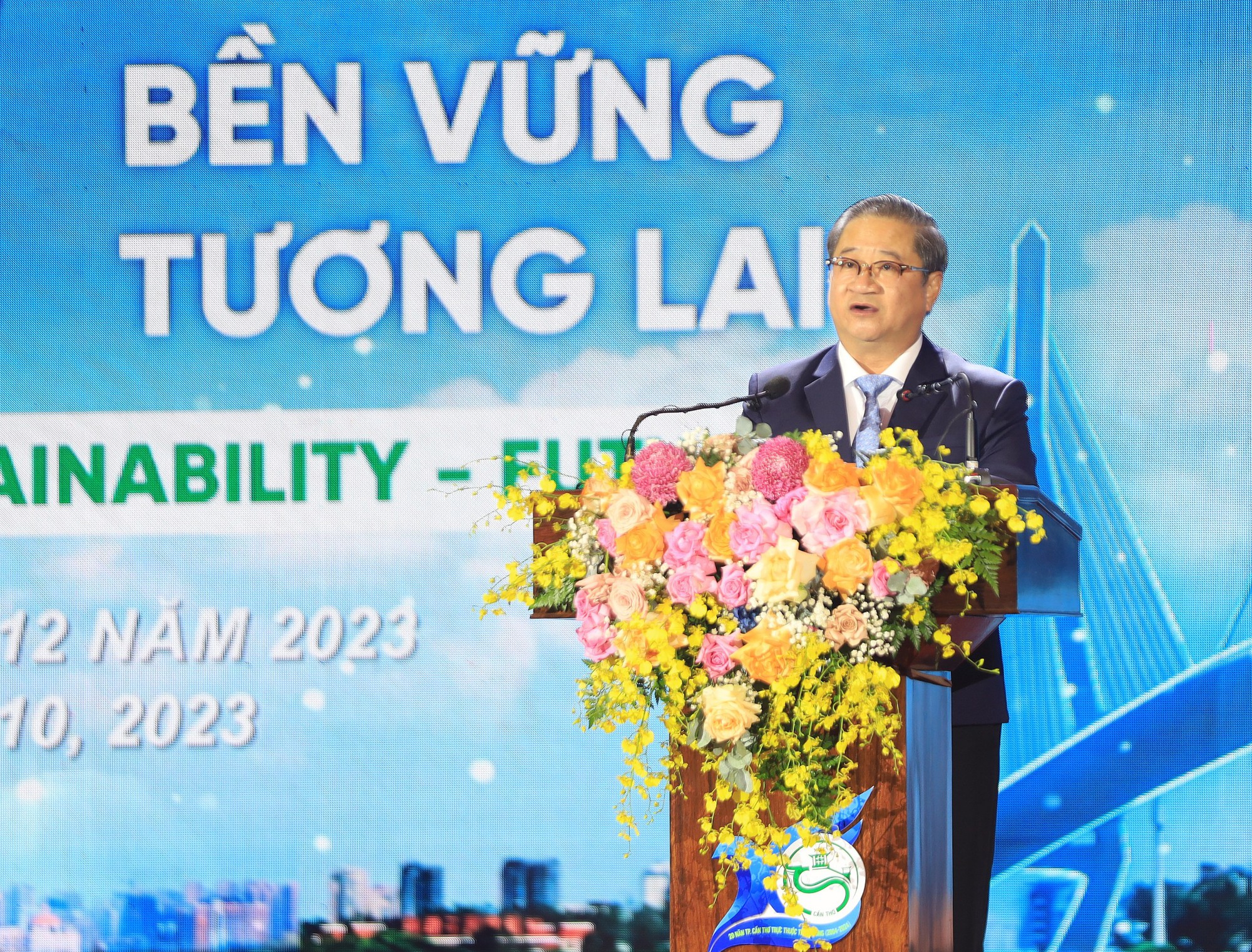 Thủ tướng Chính phủ Phạm Minh Chính: Cần Thơ phải đi lên bằng chính nội lực của mình - Ảnh 1.
