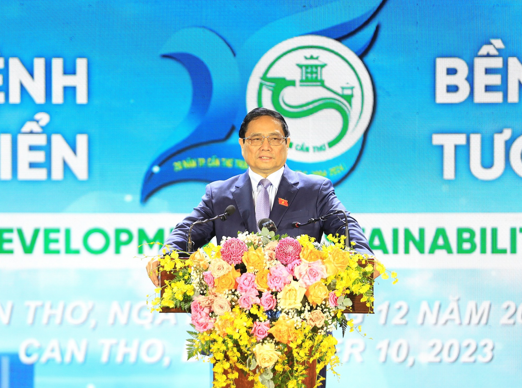 Thủ tướng Chính phủ Phạm Minh Chính: Cần Thơ phải đi lên bằng chính nội lực của mình - Ảnh 2.