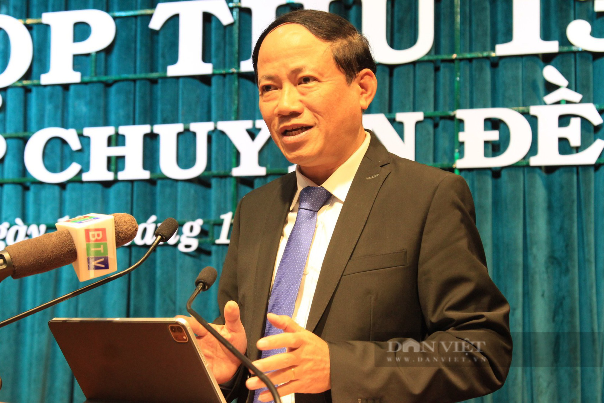 Chủ tịch Bình Định: 'Không đề xuất nhân sự suy thoái đạo đức, giữ chức vụ lãnh đạo, quản lý' - Ảnh 1.