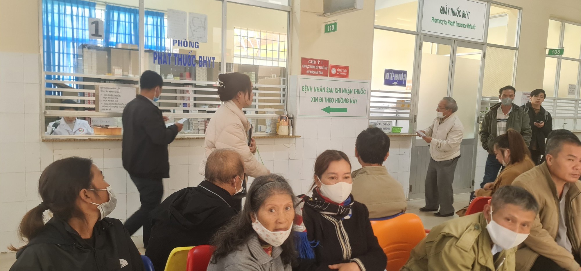 Một bác sĩ nghi trục lợi bảo hiểm y tế ở Lâm Đồng với số tiền gần 900 triệu đồng - Ảnh 3.