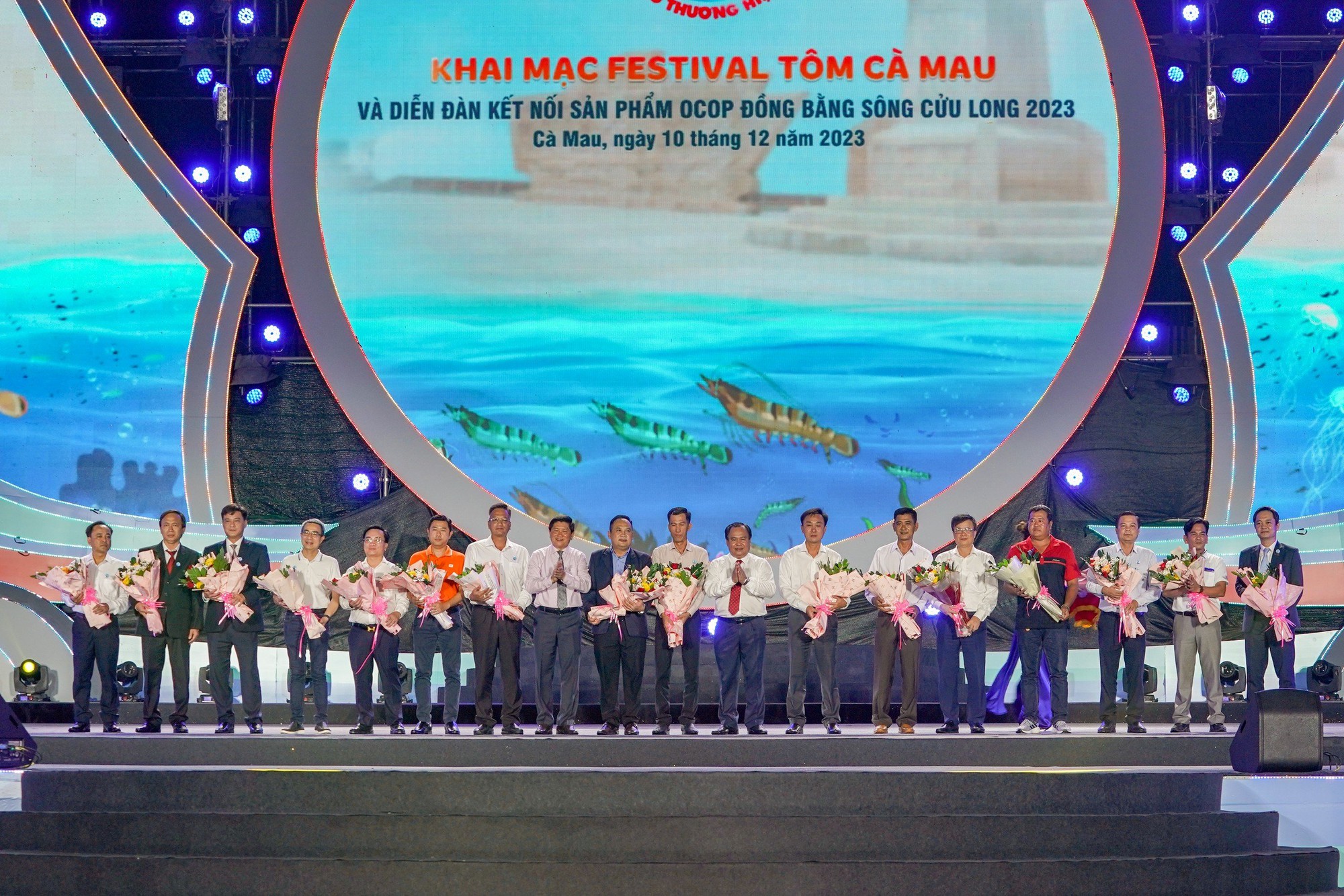 Agribank đồng hành cùng Festival Tôm Cà Mau và và Diễn đàn kết nối sản phẩm OCOP Đồng bằng sông Cửu Long 2023 - Ảnh 1.