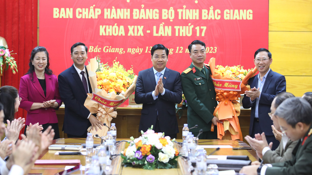 Đại tá, Chỉ huy trưởng Bộ Chỉ huy Quân sự tỉnh Bắc Giang được Ban Bí thư chỉ định chức vụ Đảng - Ảnh 1.