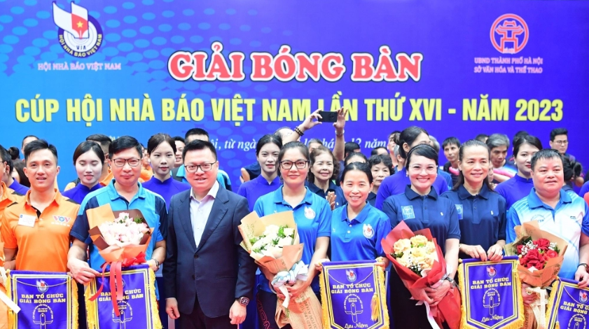 Khai mạc giải bóng bàn Cúp Hội Nhà báo Việt Nam lần thứ XVI năm 2023: Đội NTNN/Dân Việt tranh tài ở 7 nội dung - Ảnh 2.