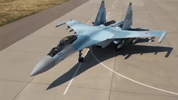 Nga nói phi công Ukraine tránh đối đầu tiêm kích Su-35 vì lý do này - Ảnh 18.