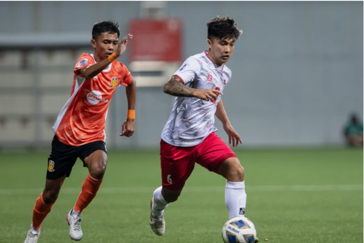 Hàng thủ Hougang United &quot;kiến tạo mưa bàn thắng&quot; cho CLB Hải Phòng chia tay AFC Cup - Ảnh 2.