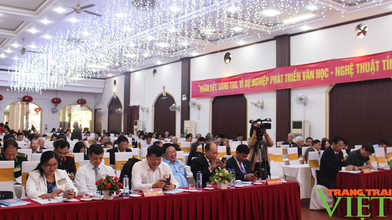 Đại hội đại biểu Hội Liên hiệp Văn học - Nghệ thuật tỉnh Sơn La lần thứ VIII - Ảnh 3.