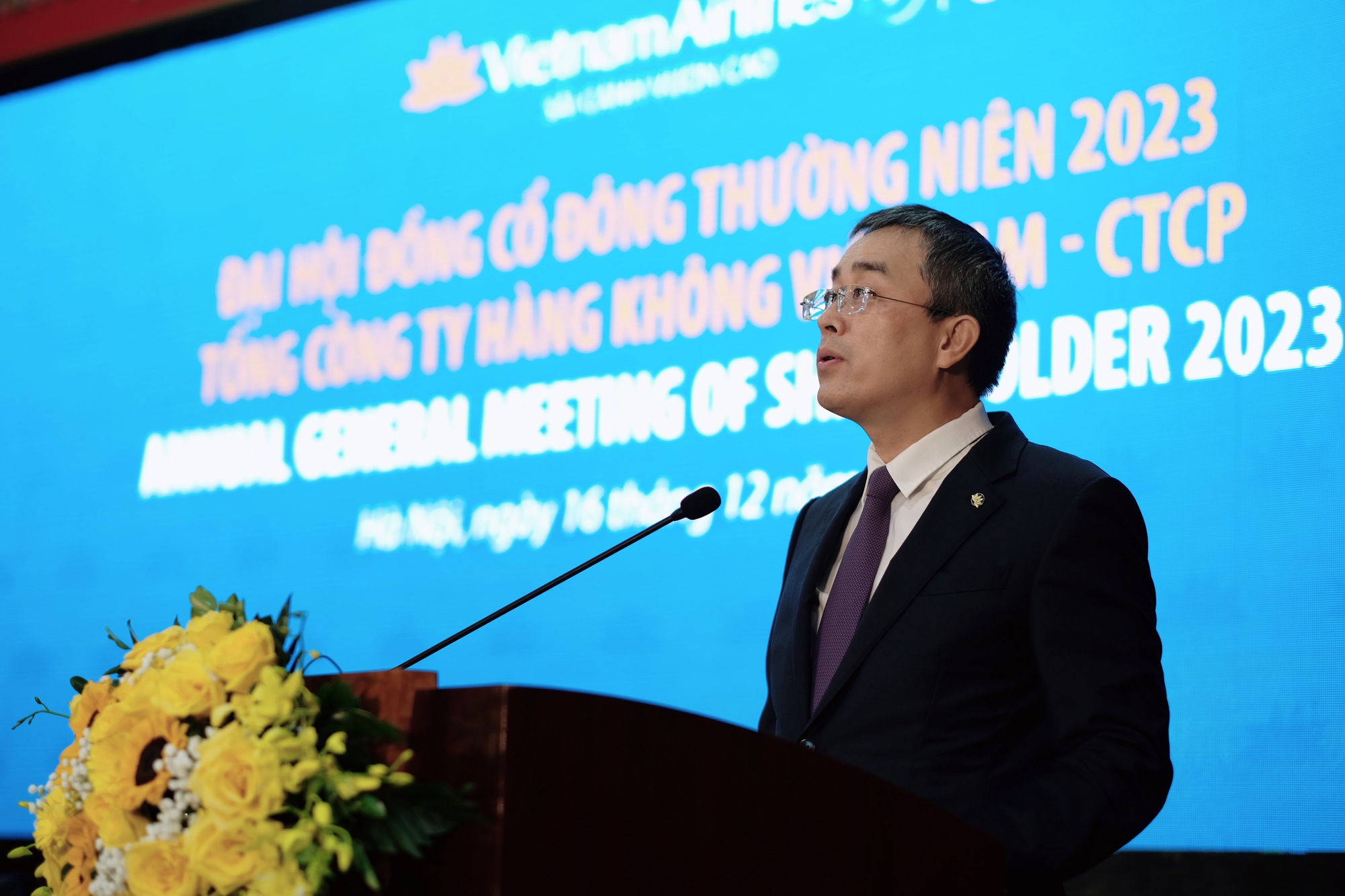 Chủ tịch HĐQT Vietnam Airlines Đặng Ngọc Hoà phát biểu tại Đại hội đồng cổ đông năm 2023.