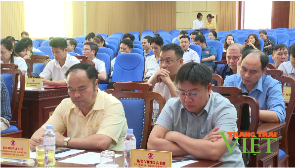 Lai Châu: Thu nhập bình quân đầu người của huyện Nậm Nhùn đạt 35 triệu đồng - Ảnh 1.